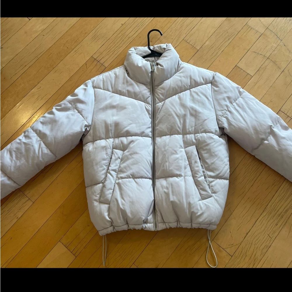 Women's Gray Puffer Jacket